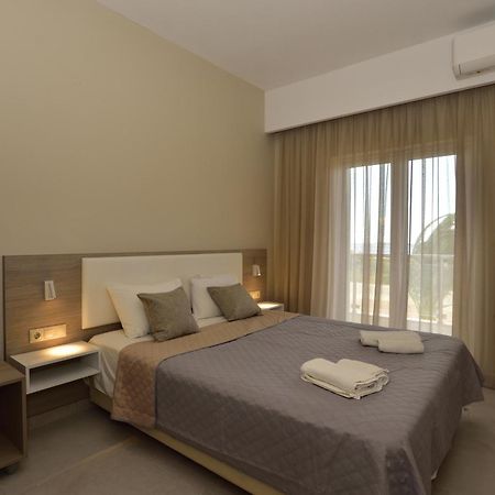 Flisvos Rooms Palaiochora Exterior foto
